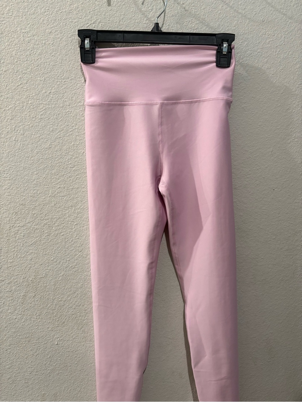 ALO Yoga  Light Pink High-Rise Leggings